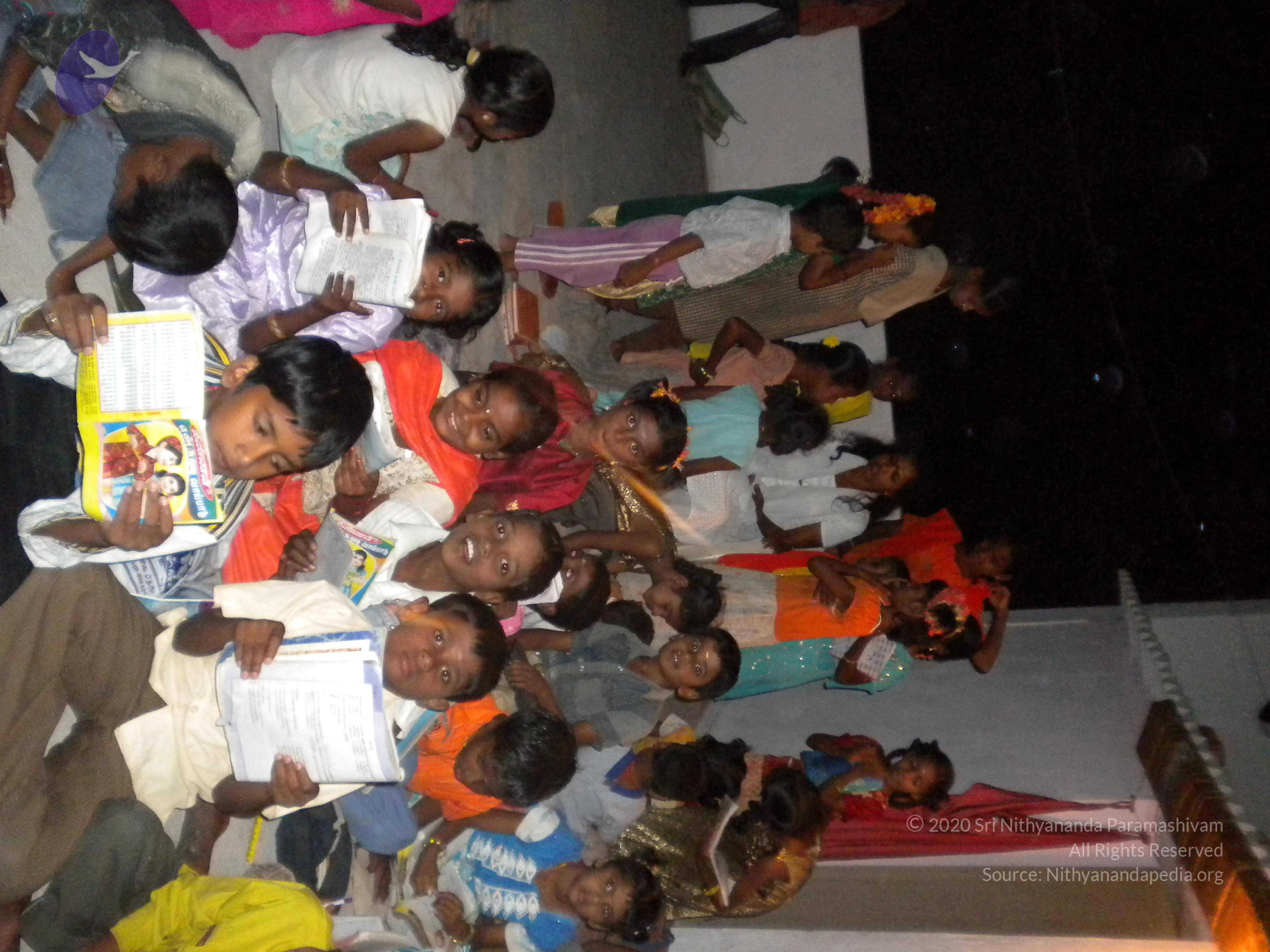 Chitra-Pournami-Celebrations-at-Tiruvannamalai_Photo_1001_DSCN2971_CMP_WM