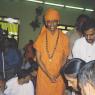 2003-SPH-ATTENDING-TIRUCHI-SWAMIGAL-JAYANTHI-BANGALORE-AFP-13361