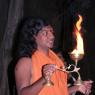 4-SWAMIJI-DOING-ARATHI_Photo_1002_IMG_5958_CMP_WM