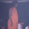 4-SWAMIJI-DOING-ARATHI_Photo_1003_IMG_5988_CMP_WM