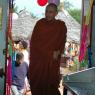 5-BUDDHIST-MONKS-VISIT-HDH-AT-BIDADI-ADHEENAM_Photo_1018_DSC_2422_CMP_WM