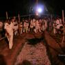 FIRE-WALKING-RITUAL-BY-HDH-AND-DISCIPLES_Photo_1003_IMG_6909_CMP_WM