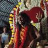 HDH-BLESSES-ALL-DEVOTEES-AT-TEMPLE_Photo_1024_DSC_7015_CMP_WM