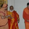 15July2008_Visiting_Swami_Hanuman_Chalisa_03_CMP_WM