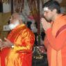 15July2008_Visiting_Swami_Hanuman_Chalisa_08_CMP_WM