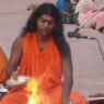 3_Swamiji-Performing-Homa_Photo_1006_P1090208_CMP_WM