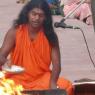 3_Swamiji-Performing-Homa