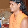 Close-up-of-Swamiji_Photo_1017_DSC_0447_CMP_WM