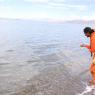 20110805_Photo_1001_10-swamiji-renouncing-judging-habit-1_CMP_WM