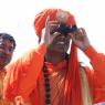 20110805_Photo_1016_7-swamiji-binocular-view-kailash_CMP_WM