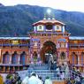 20110331_Photo_1001_badrinath_temple1_CMP_WM