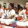 04-Paduka-Puja-Crowd-Individuals_Photo_1021_IMG_4873_CMP_WM