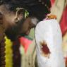 4-Swayumbhu-Linga-Abhisekam_Photo_1124_7T7A9517_CMP_WM