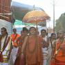 Swamiji-overseeing-the-preparations-around-the-campus_Photo_1000_IMG_1559_CMP_WM