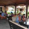03-PARTICIPANTS-HAVING-BREAKFAST