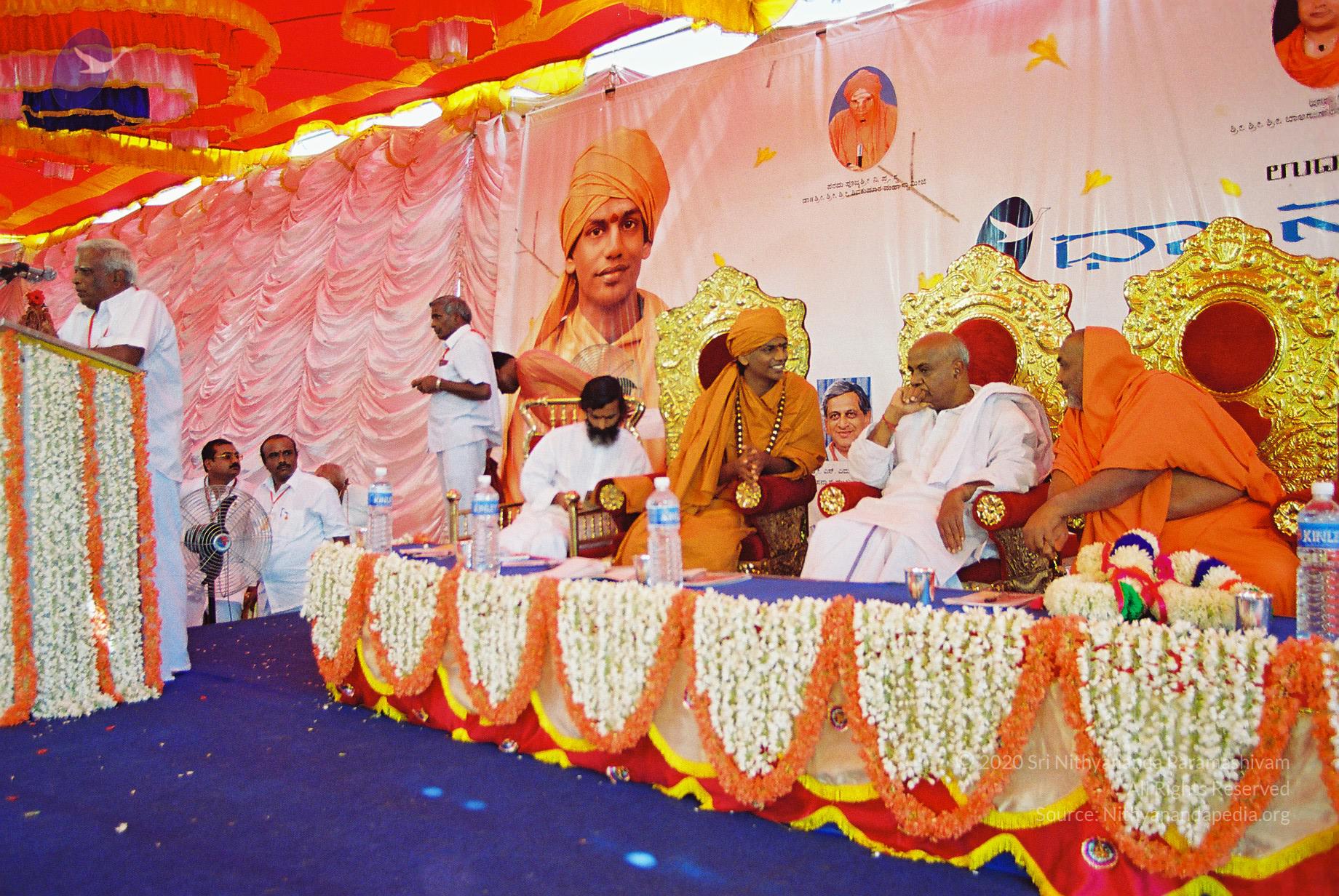 20030101_Photo_1002_F1140006_CMP_WM