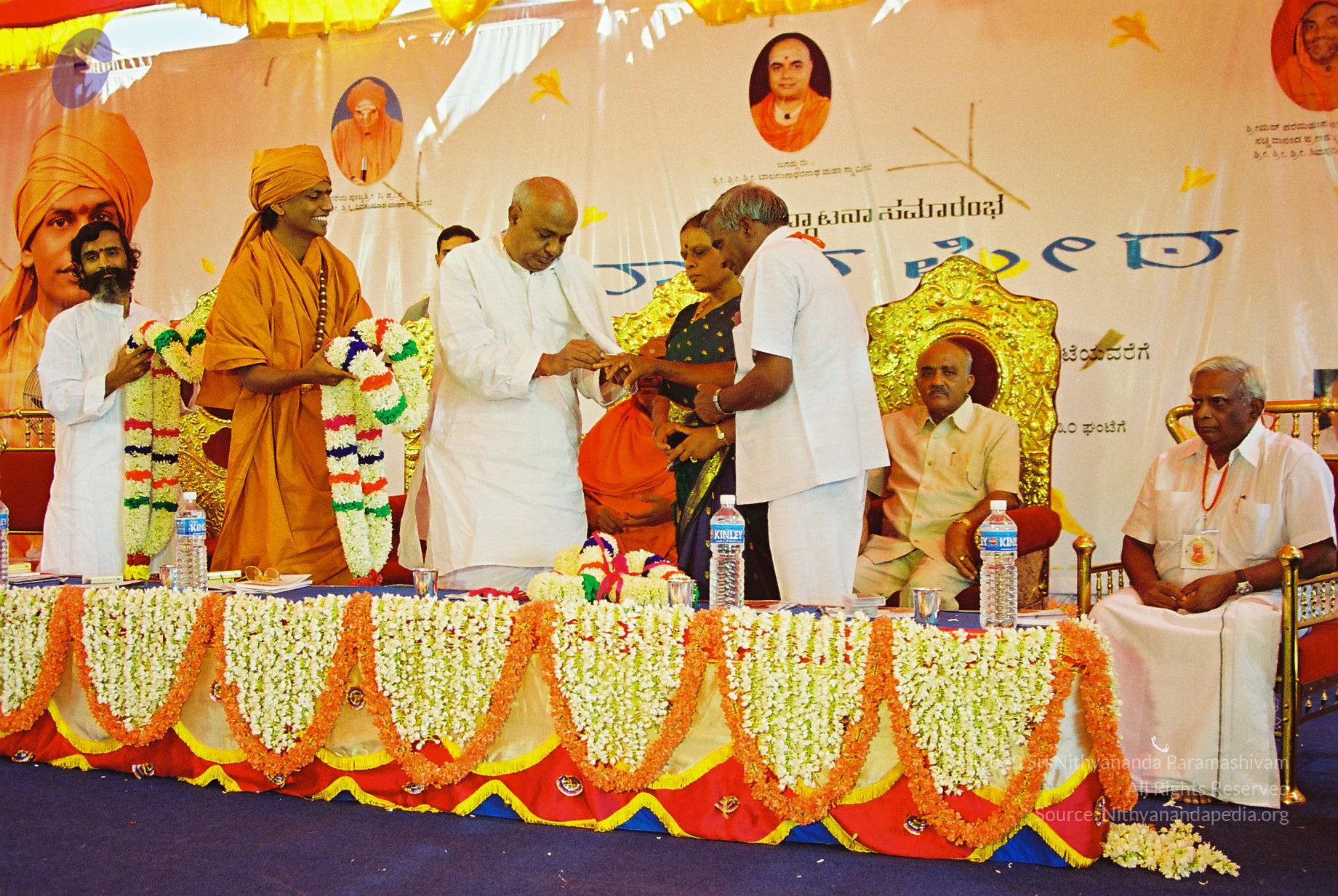 20030101_Photo_1075_F1060048_CMP_WM