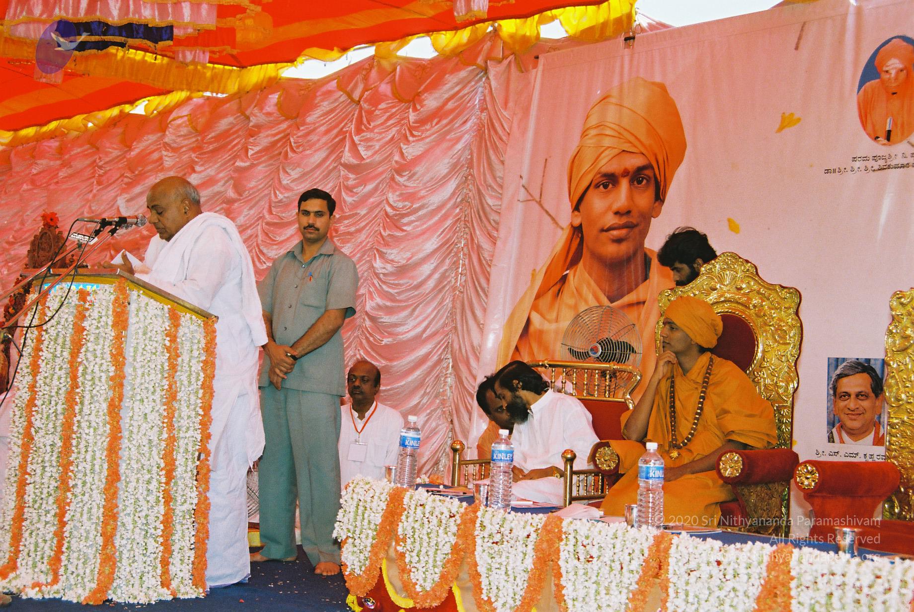 20030101_Photo_1112_F1230017_CMP_WM