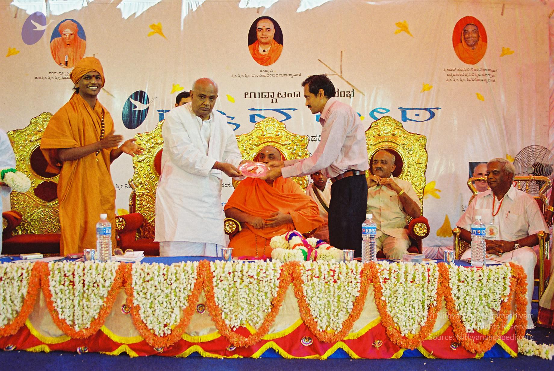 20030101_Photo_1143_F1060062_CMP_WM