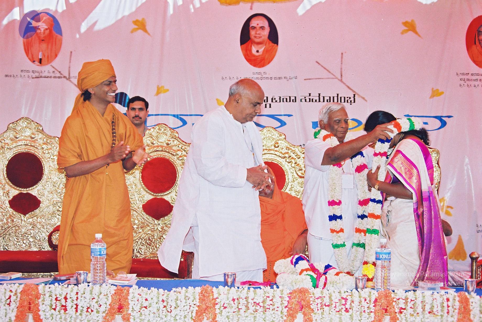 20030101_Photo_1170_F1030038_CMP_WM