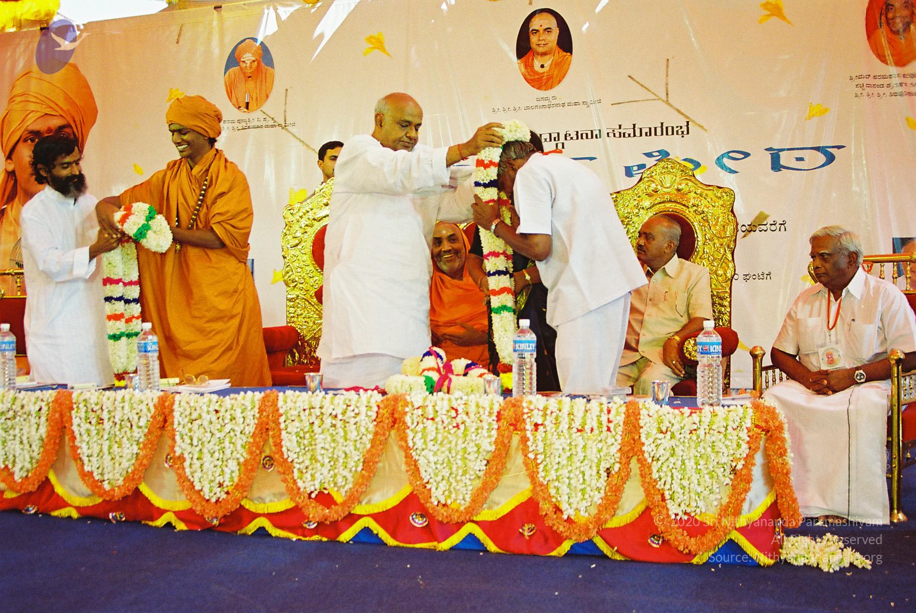 20030101_Photo_1175_F1060050_CMP_WM