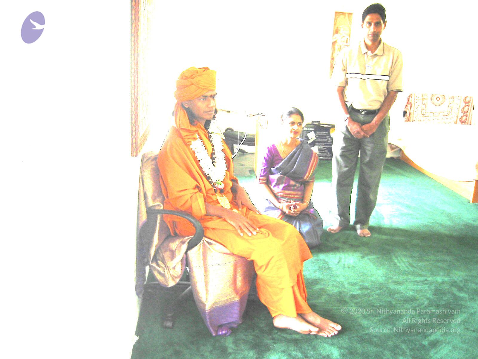 1.28.04 Sudha hirads home Swamiji_CMP_WM