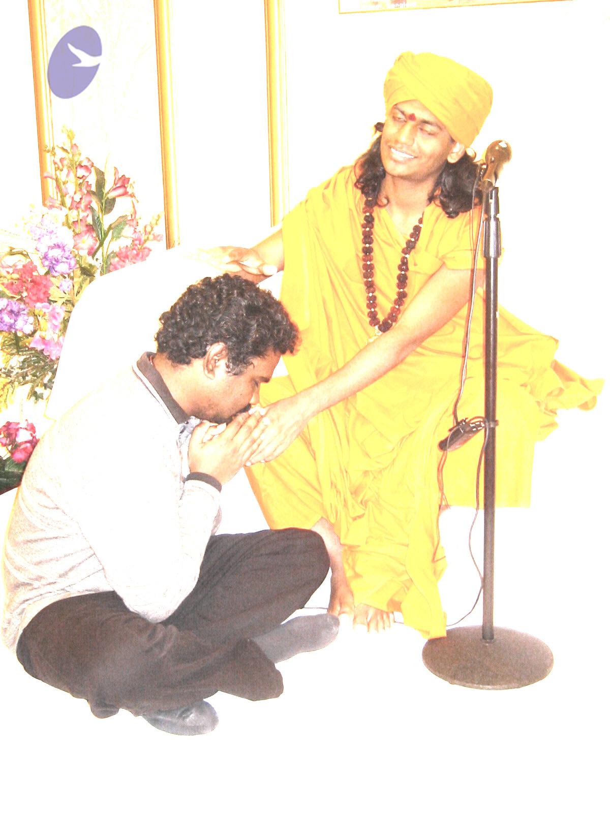 Swamiji Healing Ravi_CMP_WM
