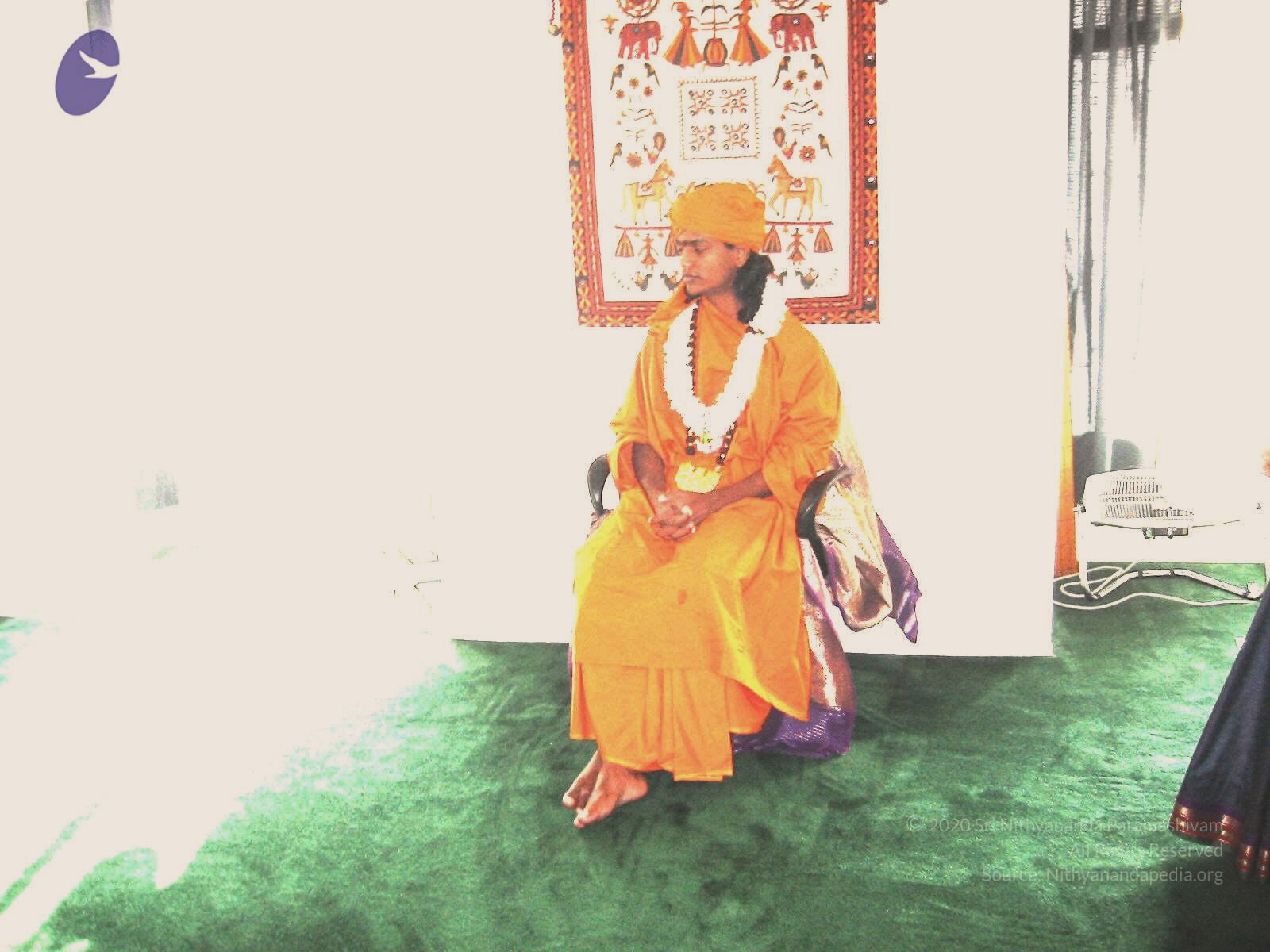 Swamiji in Sudha_s home 1.28.04_CMP_WM