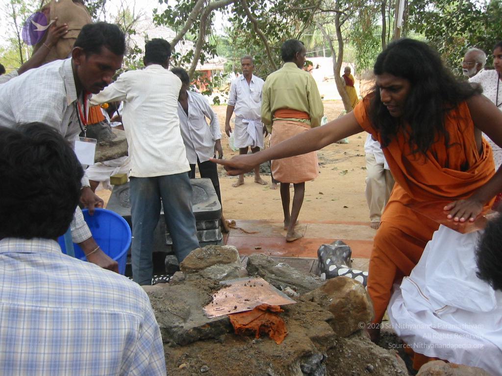 Jayanthi_2005_ashram (28)_CMP_WM