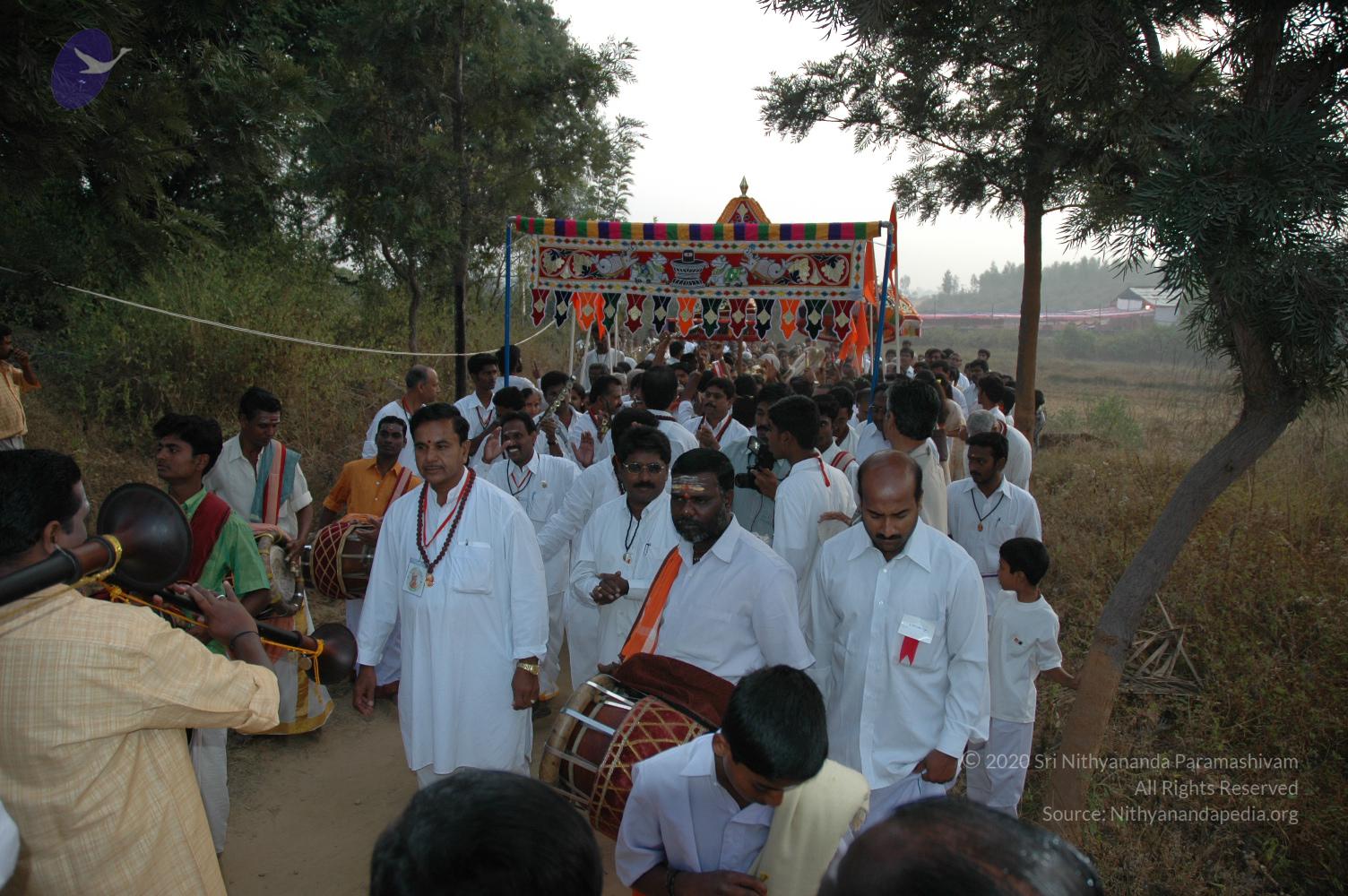 Jayanthi_2005_ashram (142)_CMP_WM