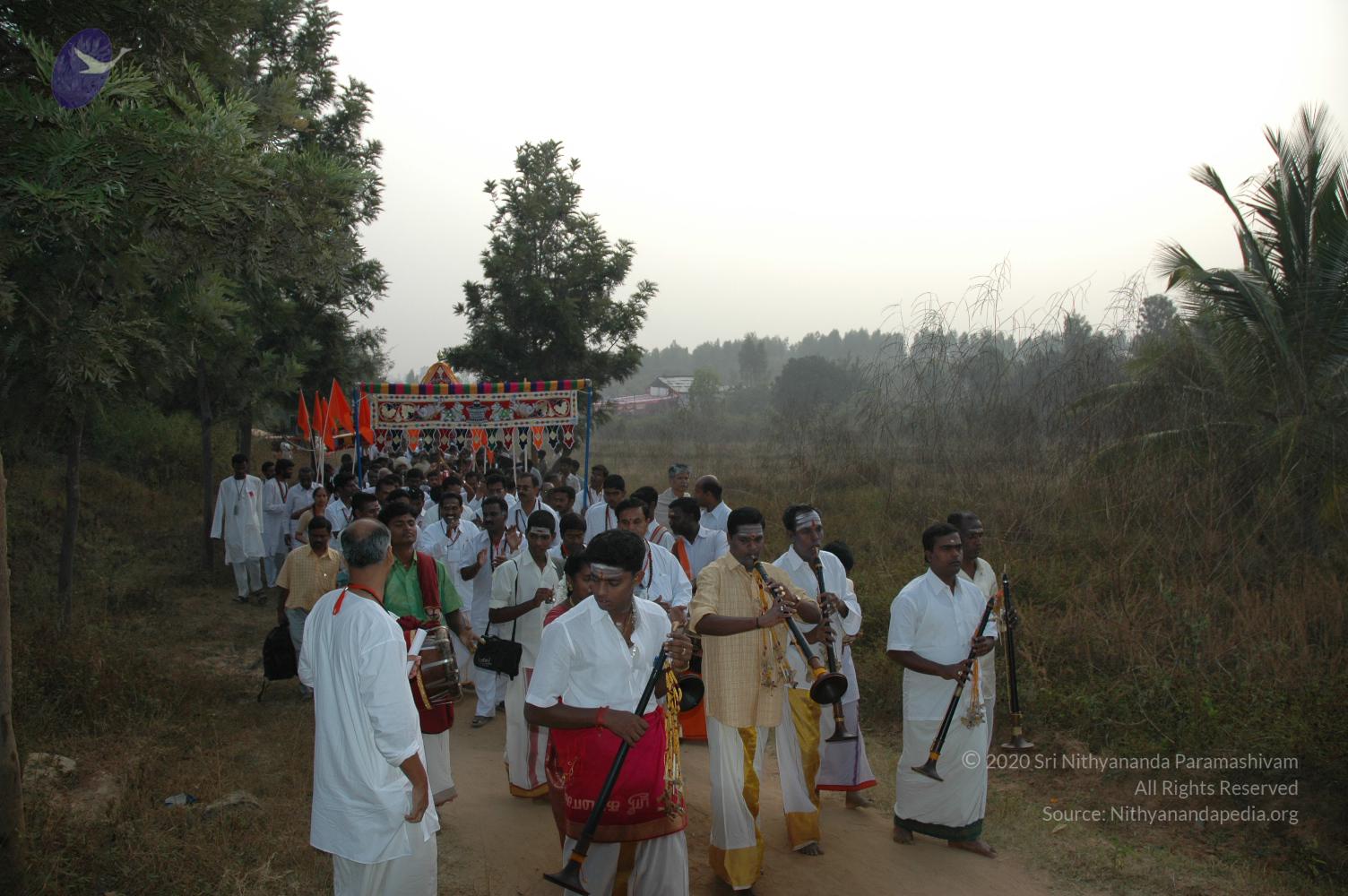 Jayanthi_2005_ashram (144)_CMP_WM