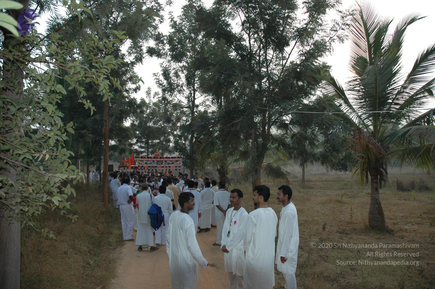 Jayanthi_2005_ashram (156)_CMP_WM