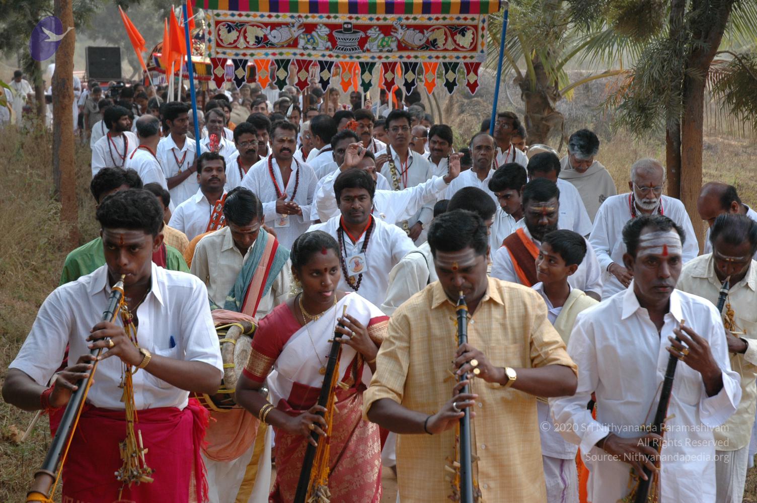 Jayanthi_2005_ashram (158)_CMP_WM