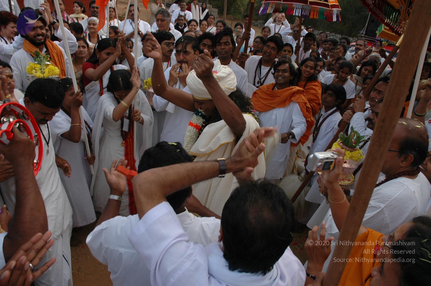 Jayanthi_2005_ashram (208)_CMP_WM