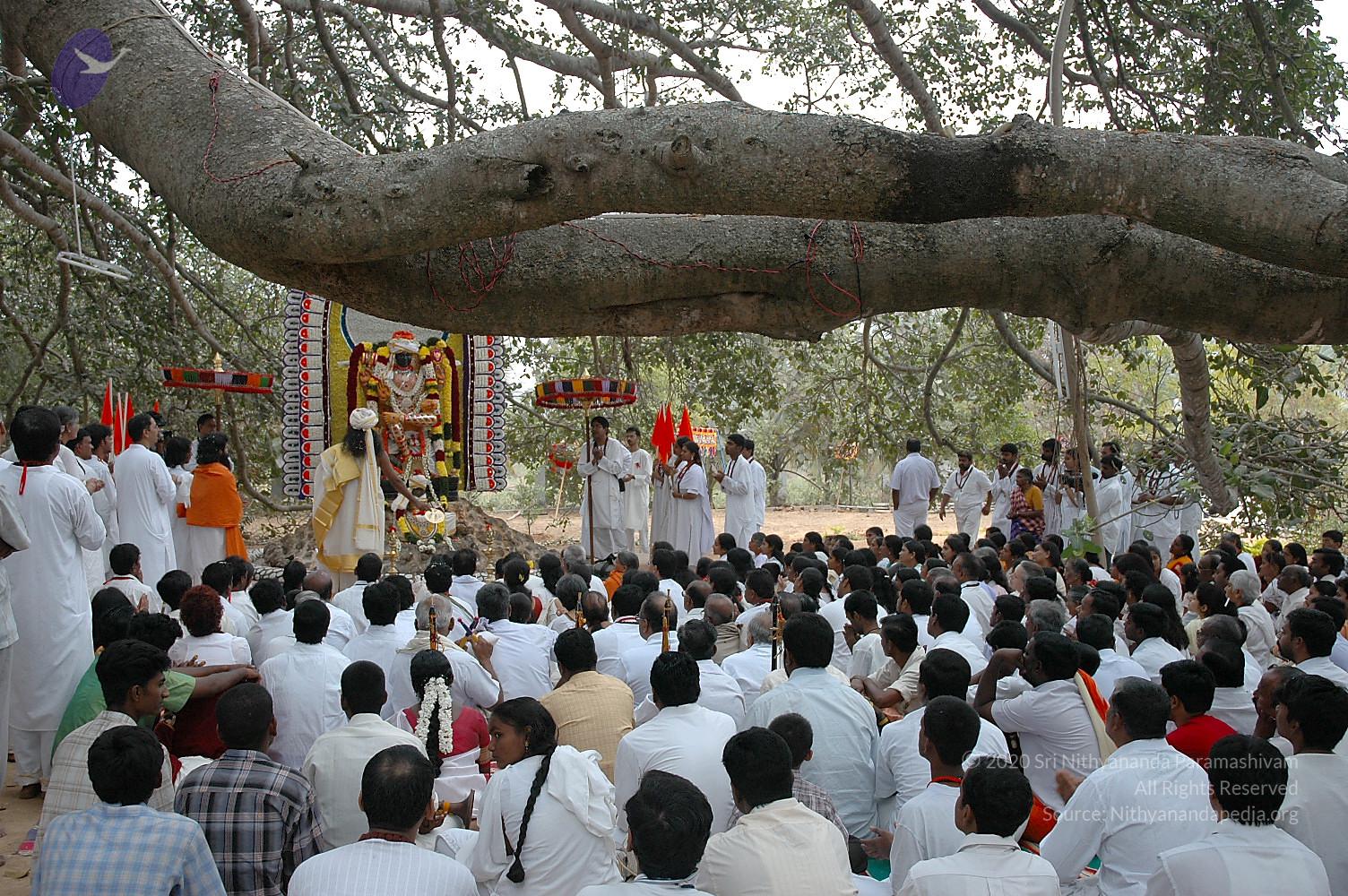 Jayanthi_2005_ashram (267)_CMP_WM_ARTI2_CMP_WM