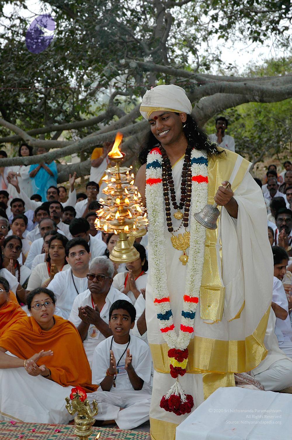 Jayanthi_2005_ashram (267)_CMP_WM_ARTI3_CMP_WM