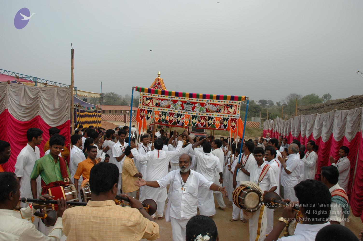 Jayanthi_2005_ashram (406)_CMP_WM