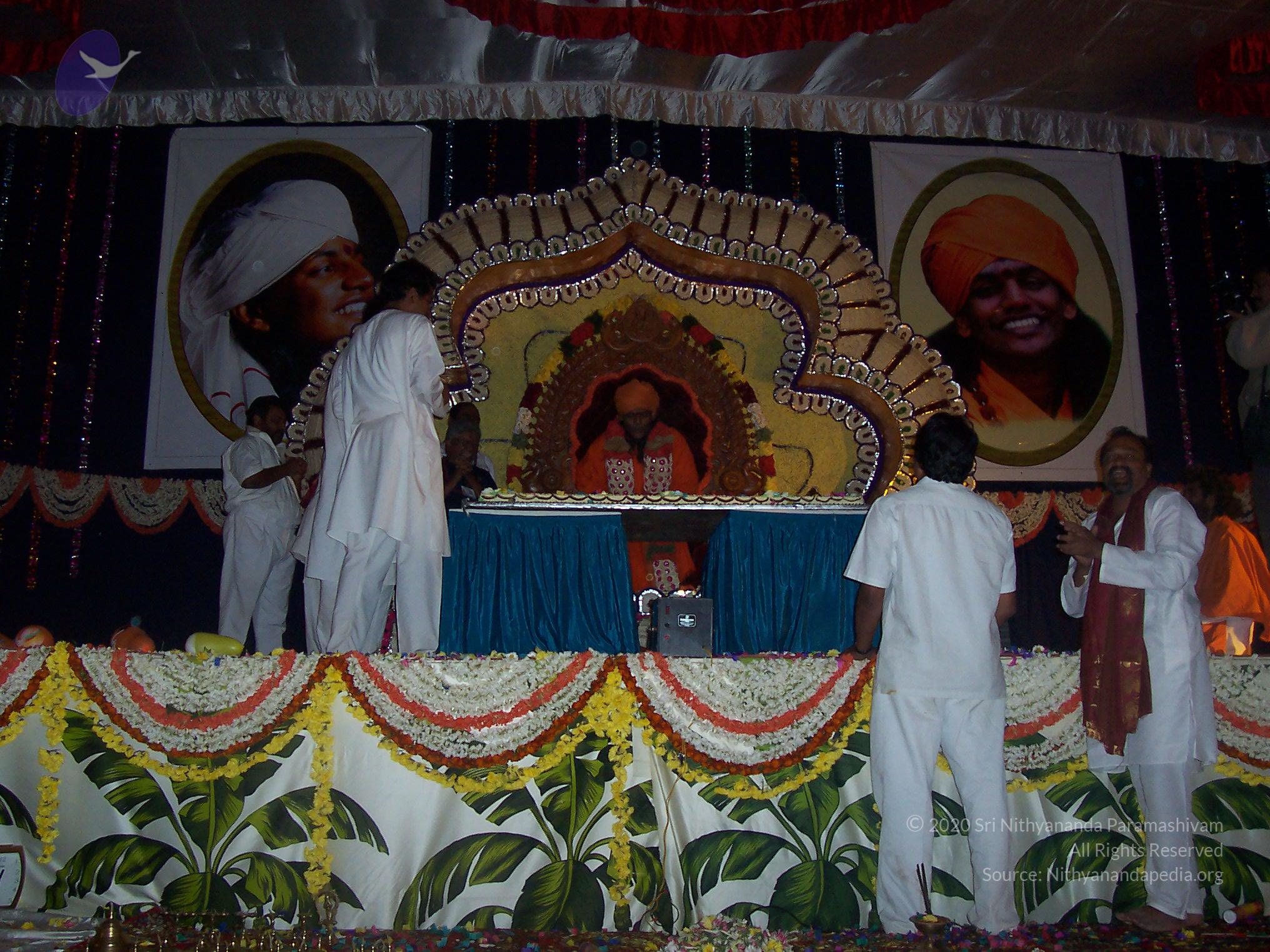 Jayanthi_2005_ashram (528)_CMP_WM