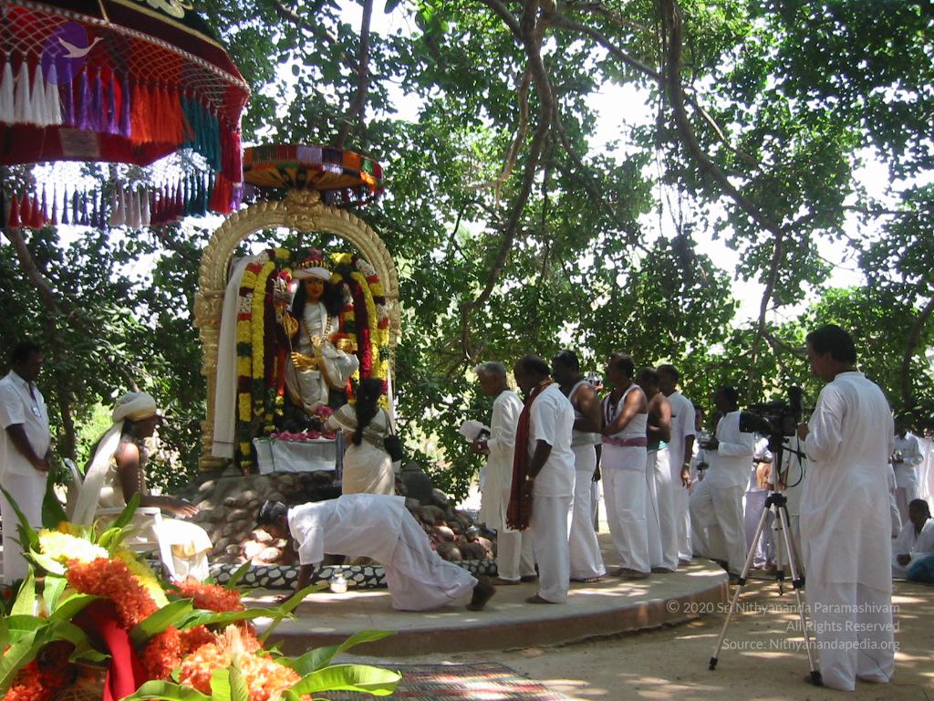 20050308_Photo_1003_ShivRathri_2005_ashram (229)_CMP_WM