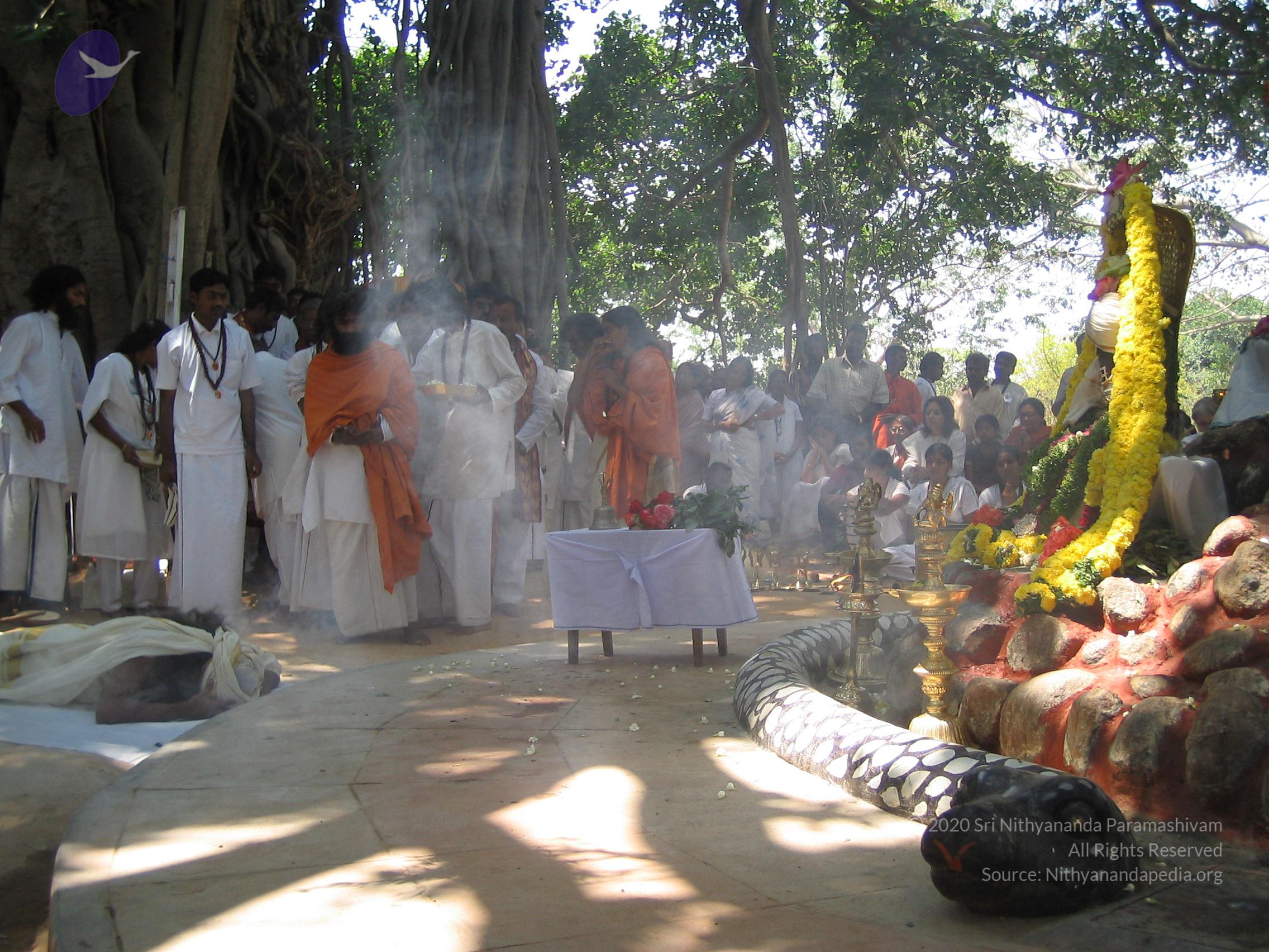 20050308_Photo_1012_ShivRathri_2005_ashram (84)_CMP_WM