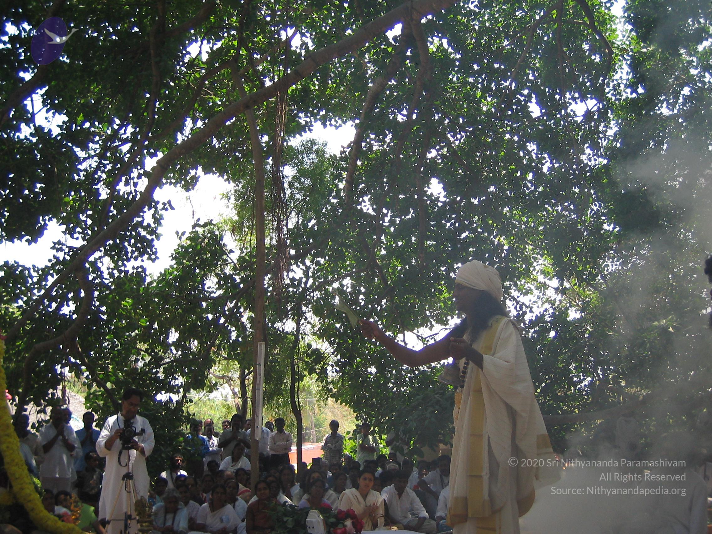 20050308_Photo_1027_ShivRathri_2005_ashram (76)_CMP_WM