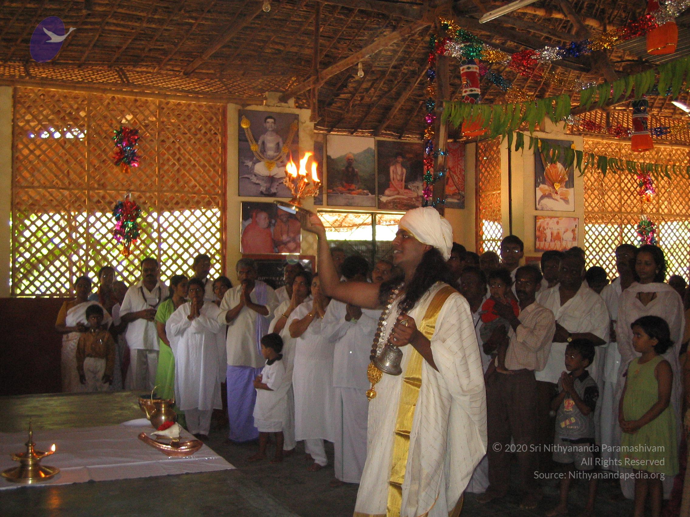 20050308_Photo_1030_ShivRathri_2005_ashram (114)_CMP_WM