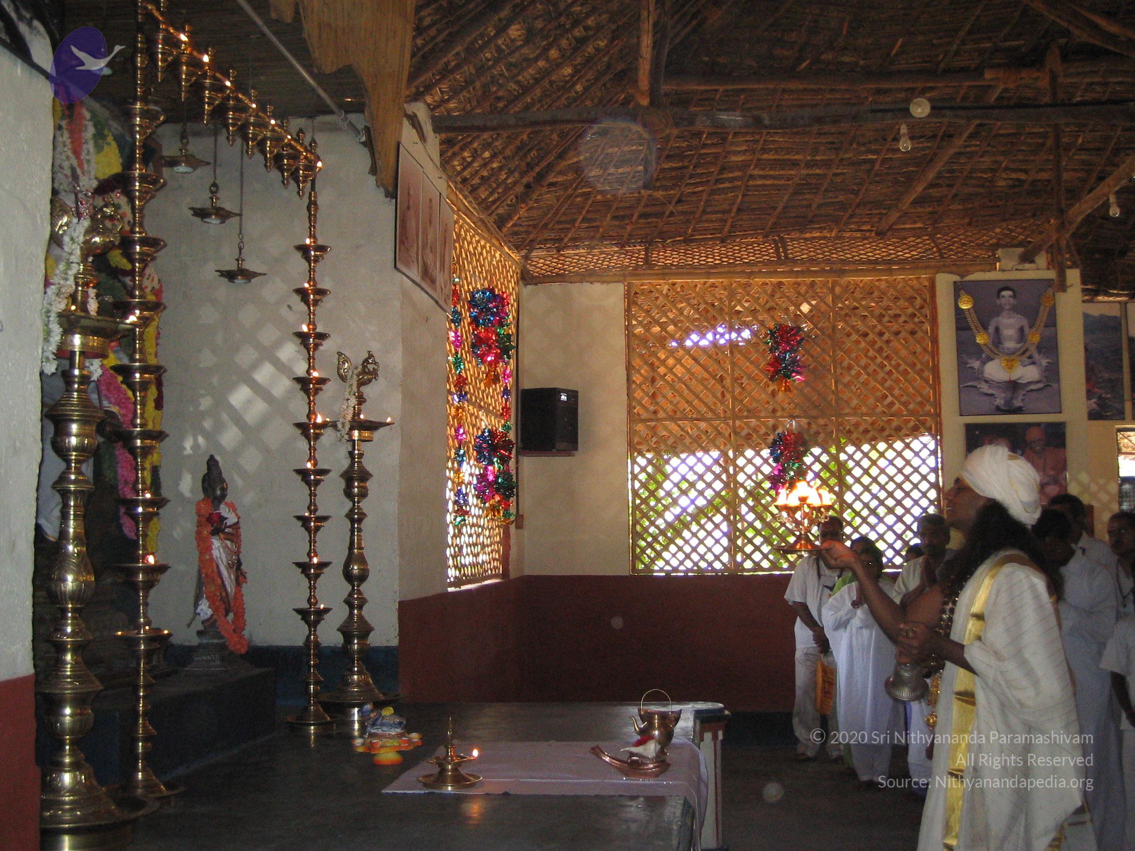 20050308_Photo_1035_ShivRathri_2005_ashram (113)_CMP_WM