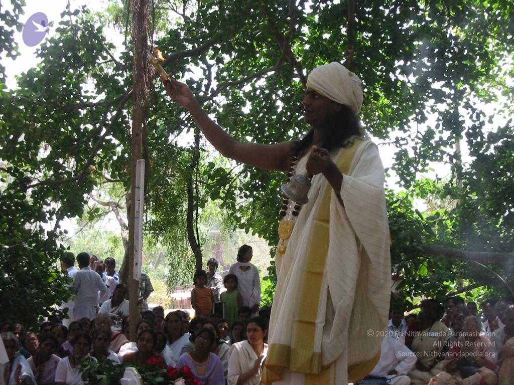 20050308_Photo_1039_ShivRathri_2005_ashram (258)_CMP_WM