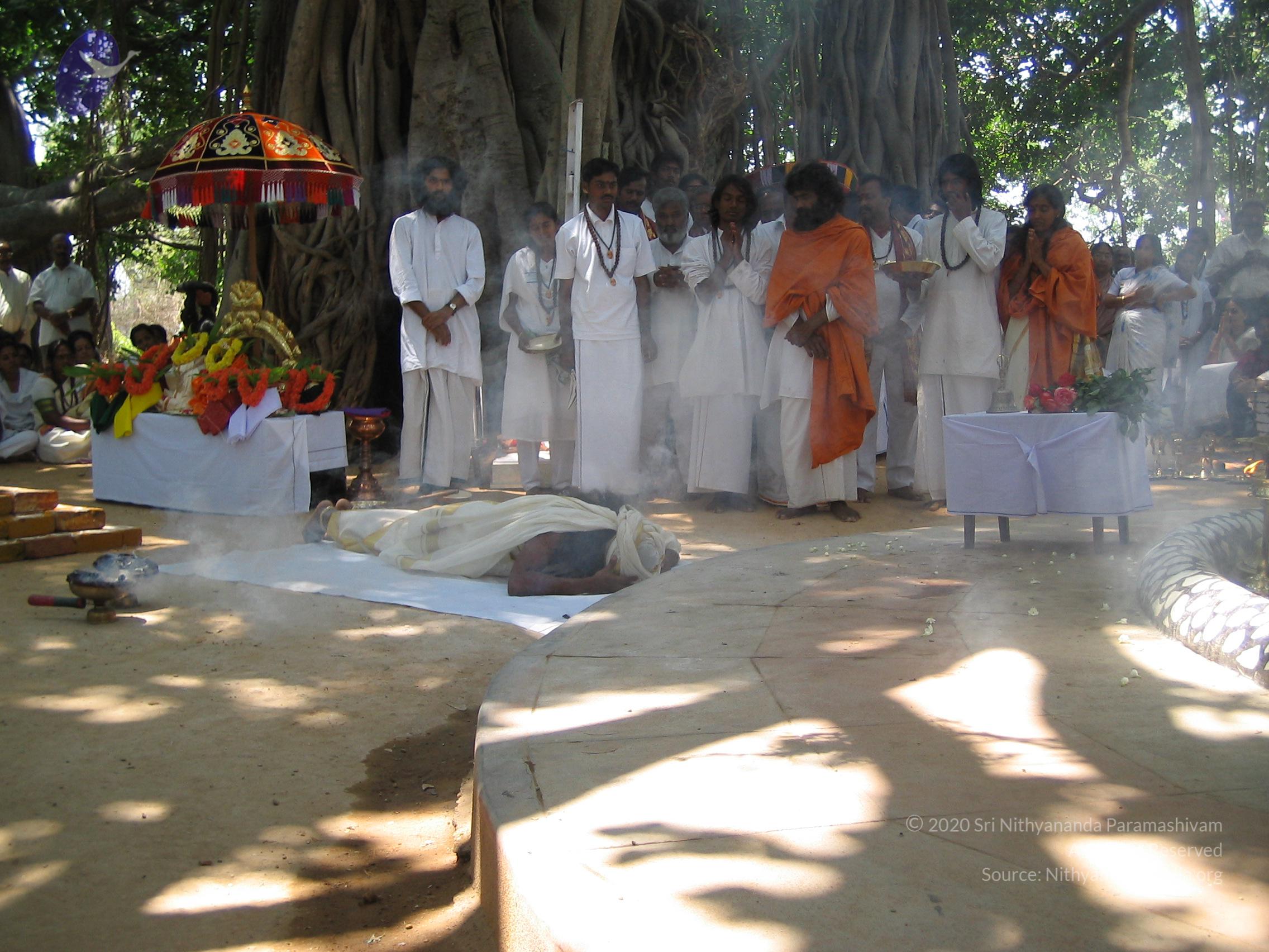 20050308_Photo_1048_ShivRathri_2005_ashram (83)_CMP_WM