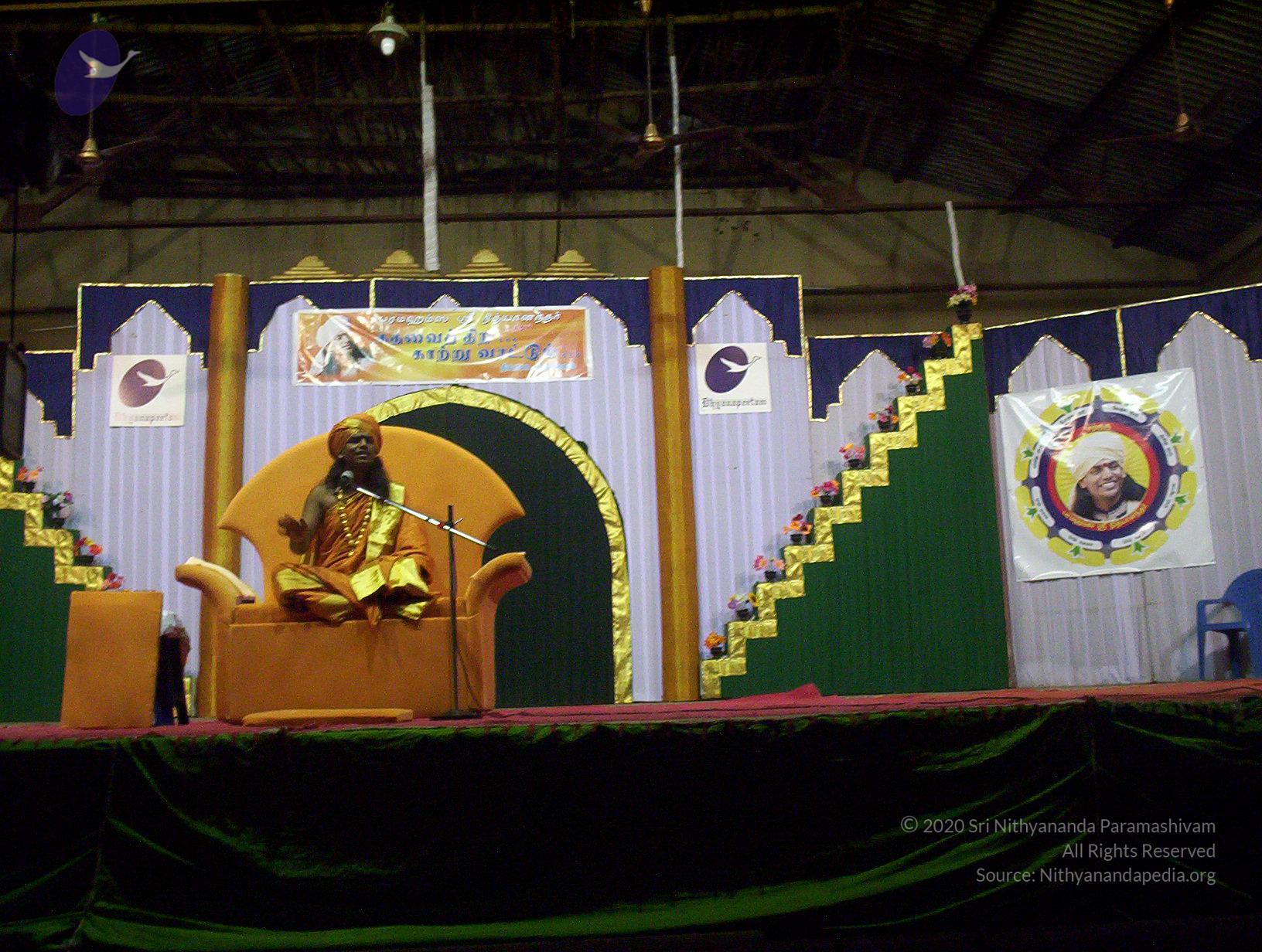 20051118_Photo_1016_100_6932_CMP_WM