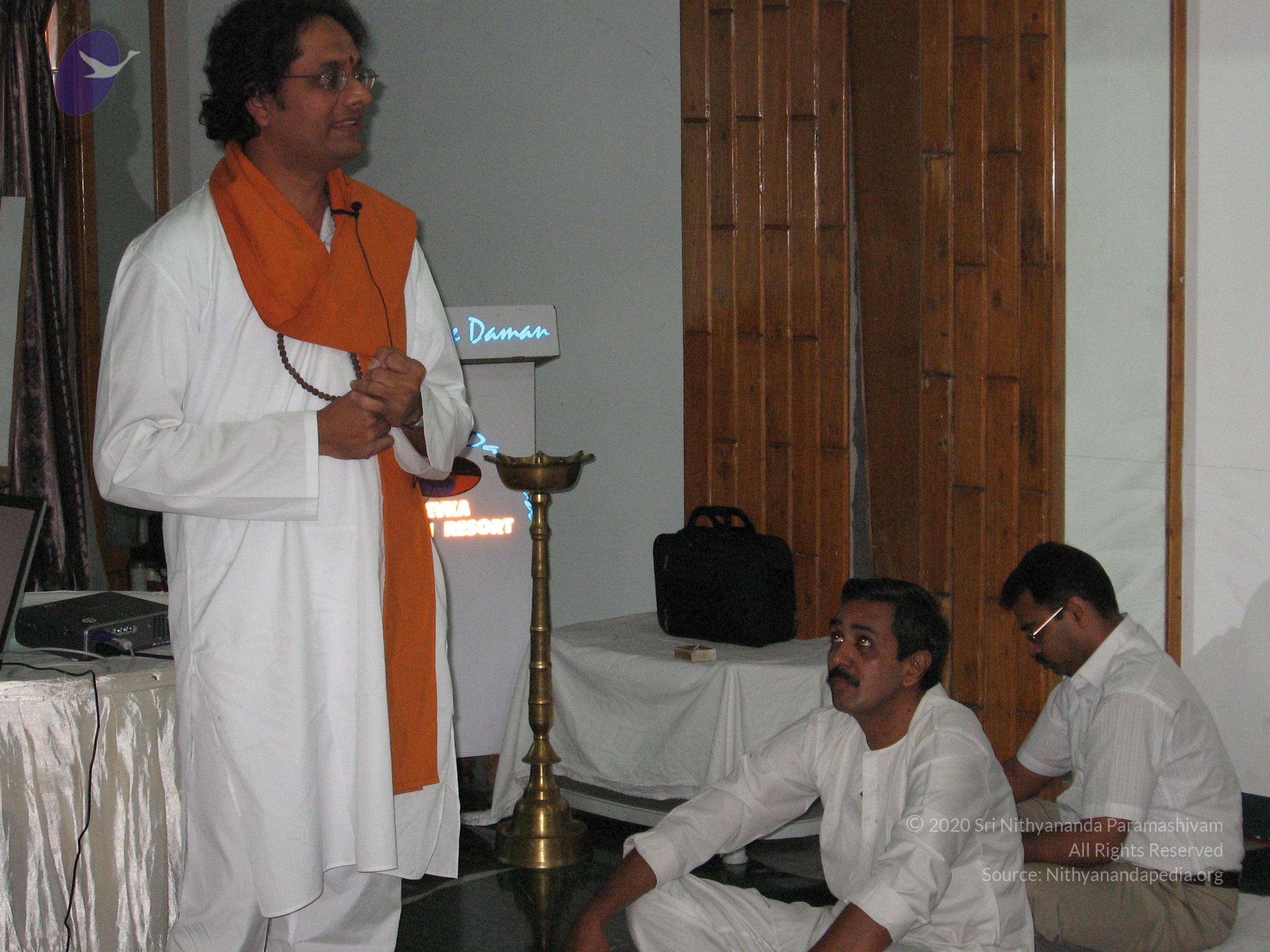 HydAshram26Dec2006 021_CMP_WM