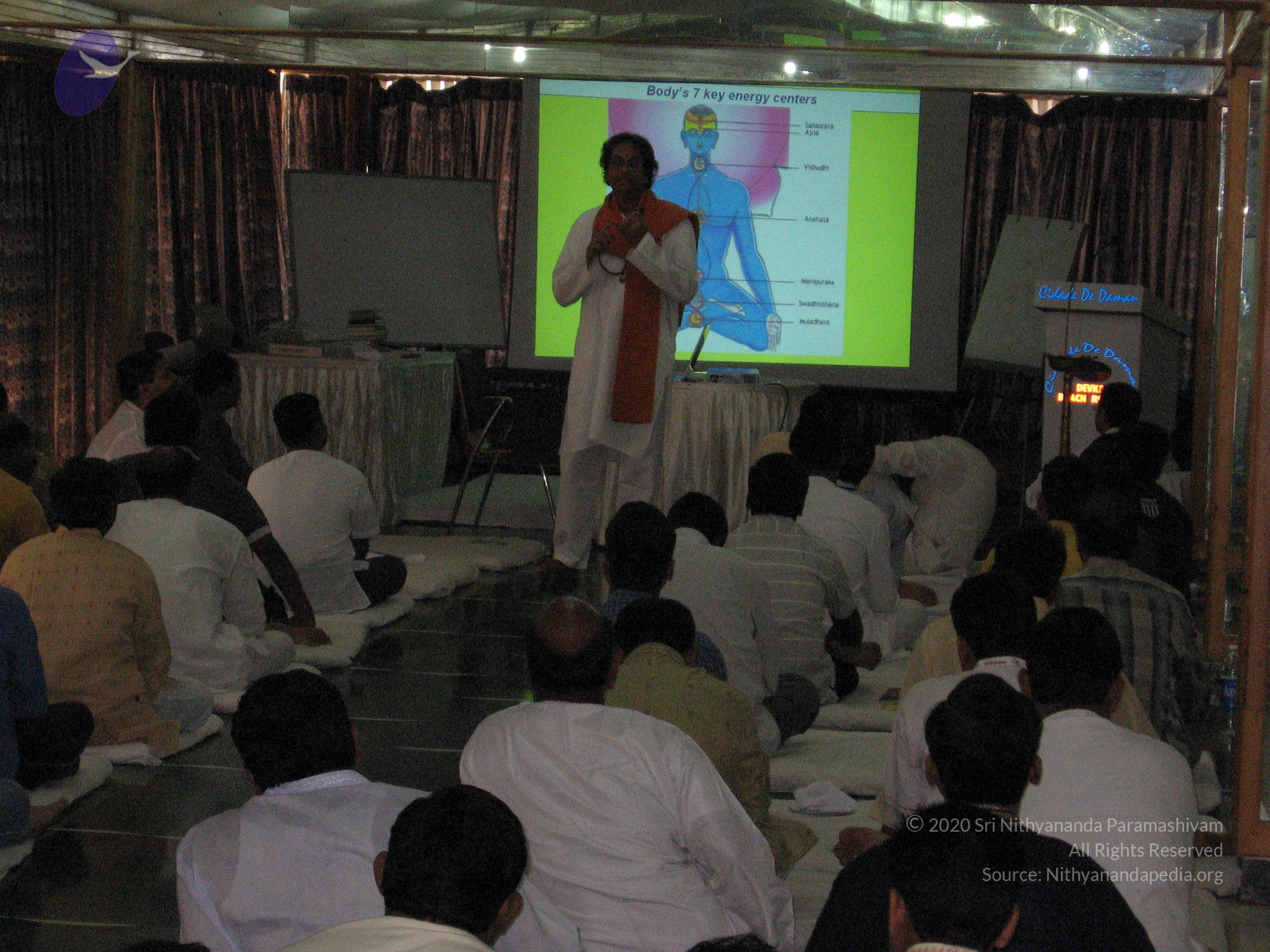 HydAshram26Dec2006 023_CMP_WM