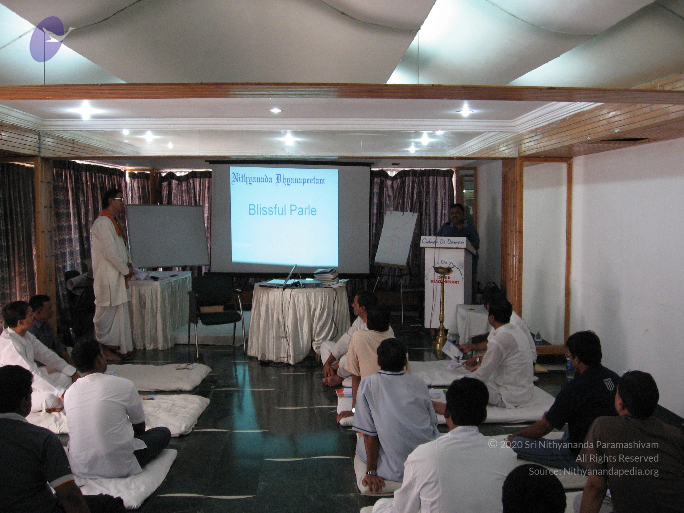 HydAshram26Dec2006 039_CMP_WM