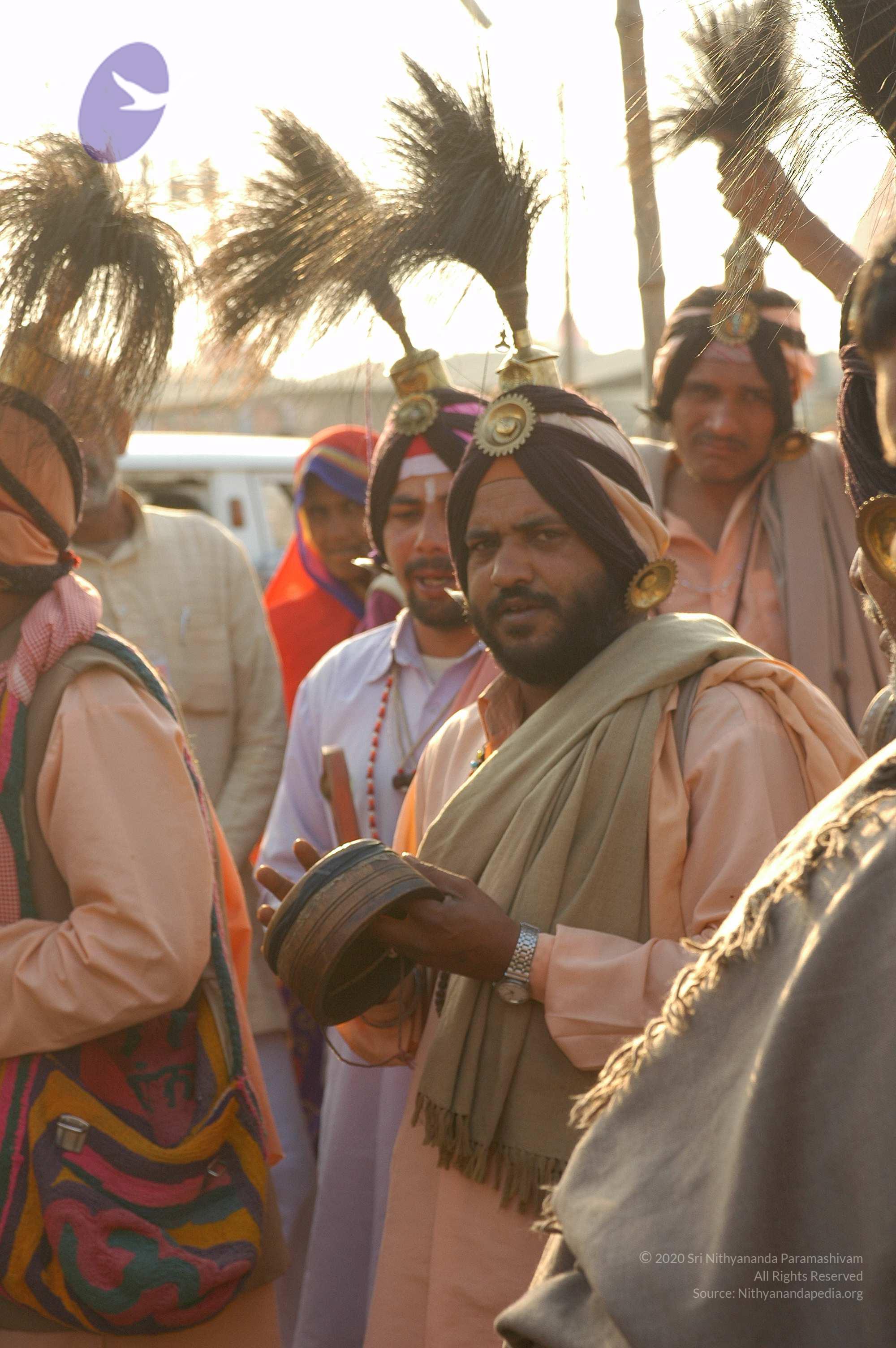 india-Ashram-Dic.30-31-1 -.05-06 080_CMP_WM